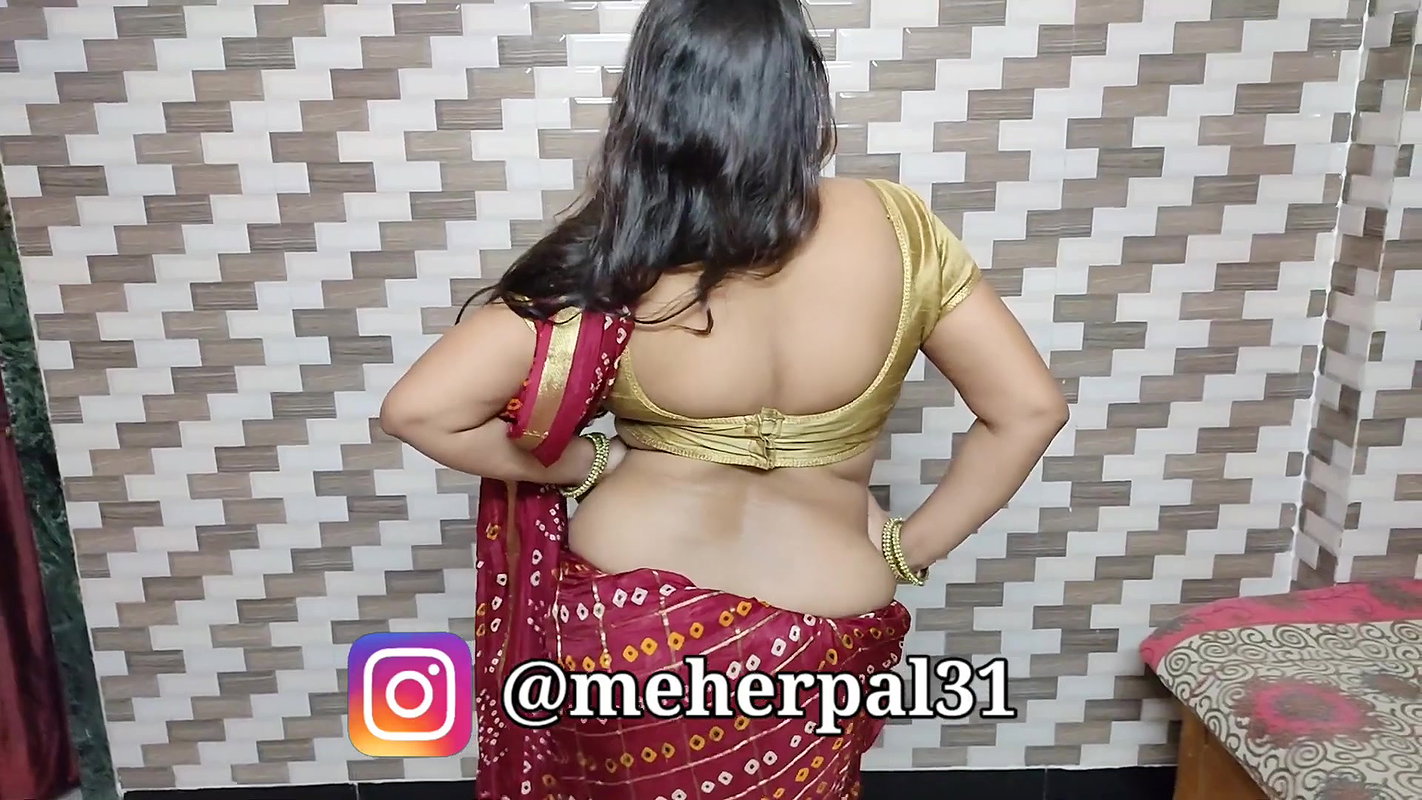Item Songs Chikni Chameli,Munni Badnaam Hui,Mehbooba Mehbooba
