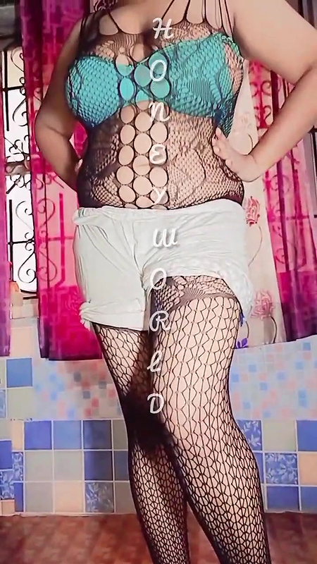 LETS TRY FISH Net Body DRESS ( desi girl vlog ) @Honey World