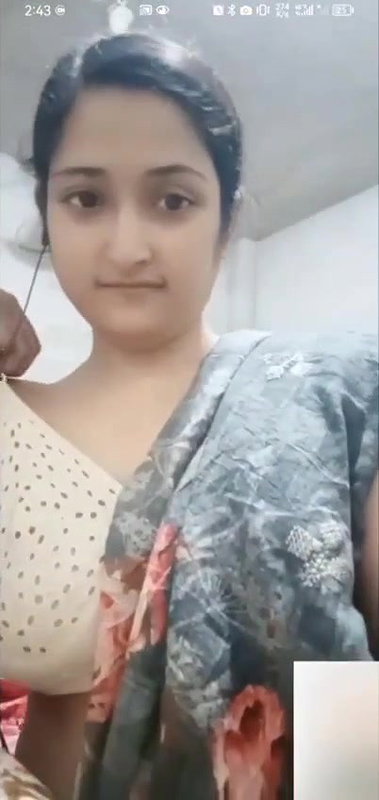 Khubsoorat Bhabhi Ne Sab Kuch Dikha Dia