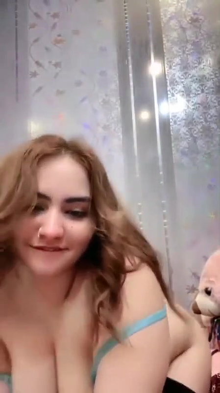 Paki Chubby Girl Live Show With Audio Part 1