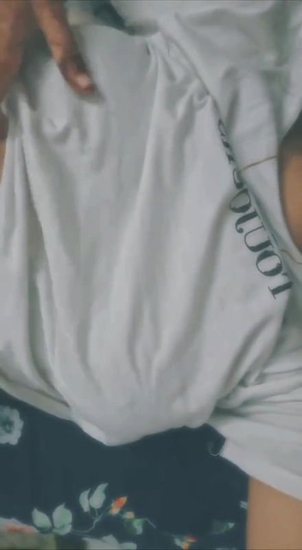 cute girlfriend exposing nude big boobs viral selfie