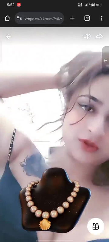 Tango big boobs girl