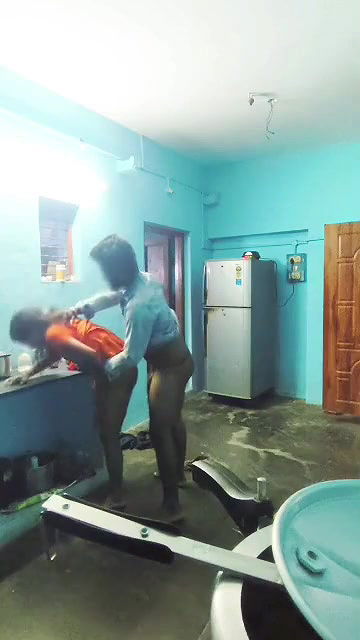 sali ko kitchen me lejakar pela