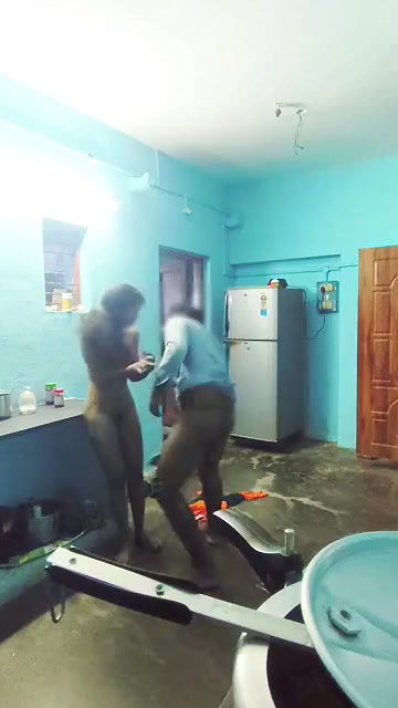 sali ko kitchen me lejakar pela