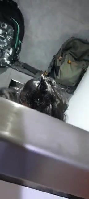 girlfriend ko bathroom me bulakar kiya