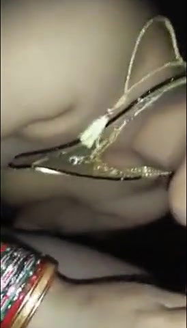 Desi village bhabhi nangi hokar blowjob diya