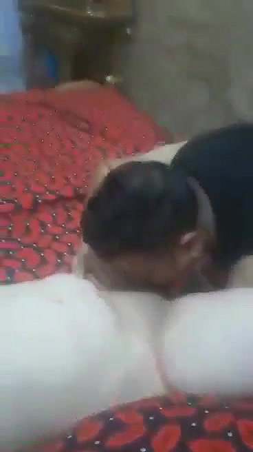 Desi Bhabhi Ki Choot Chatai