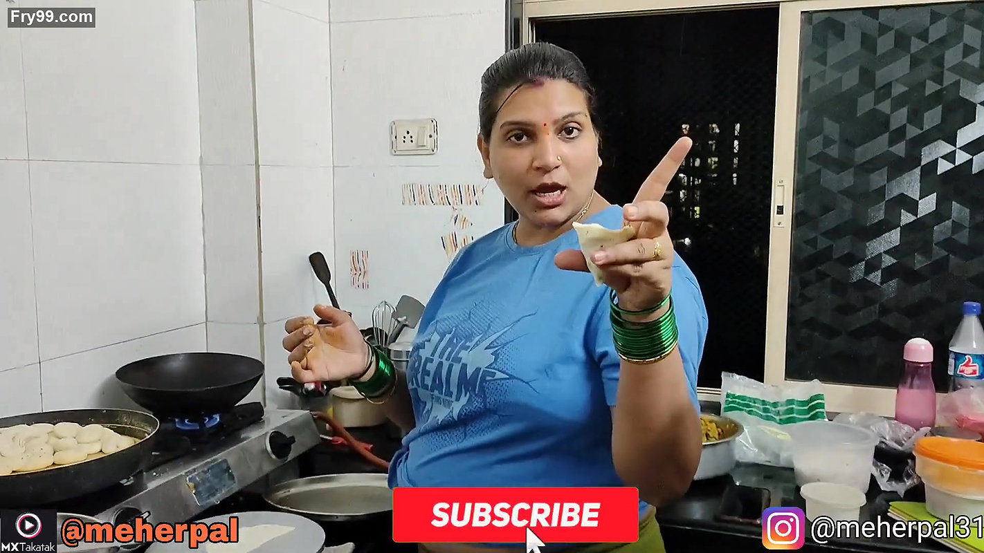 Thandi May Khao Samose Kitchen Vlog Garam Garam Samose With Chutney YummyAlert