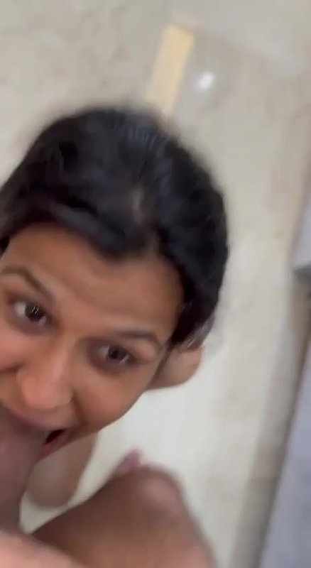 Punjabi girl outdoor sex and indoor blowjob act