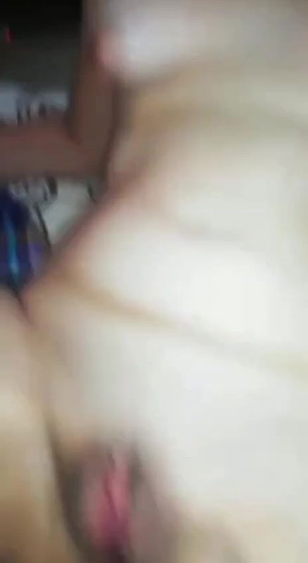 gulabi chut me land ghusa diya