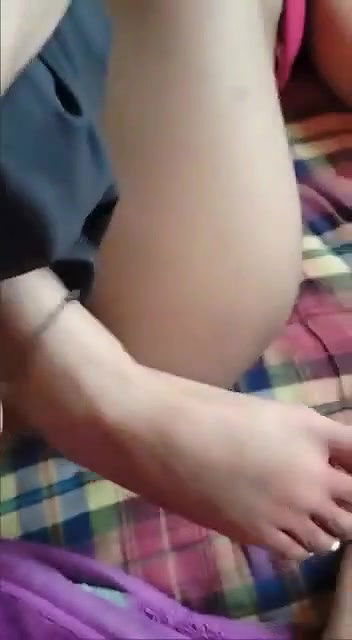 shy bengali girlfriend ke kapde utarkar nangi kardiya