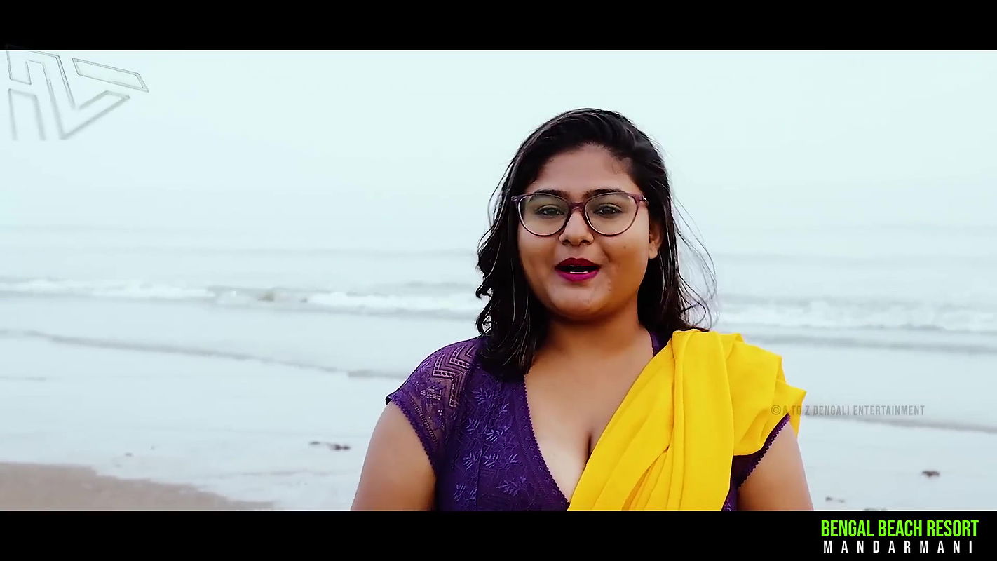 Booby Megha Das Ghosh Hanging Boobs Huge Cleavage Big Navel Show Photoshoot