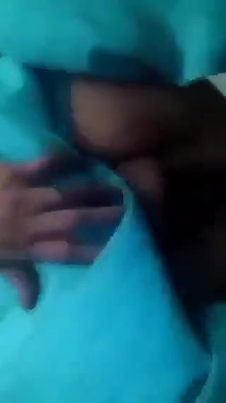 Paki Bhabhi Showing Big Boobs And Choot