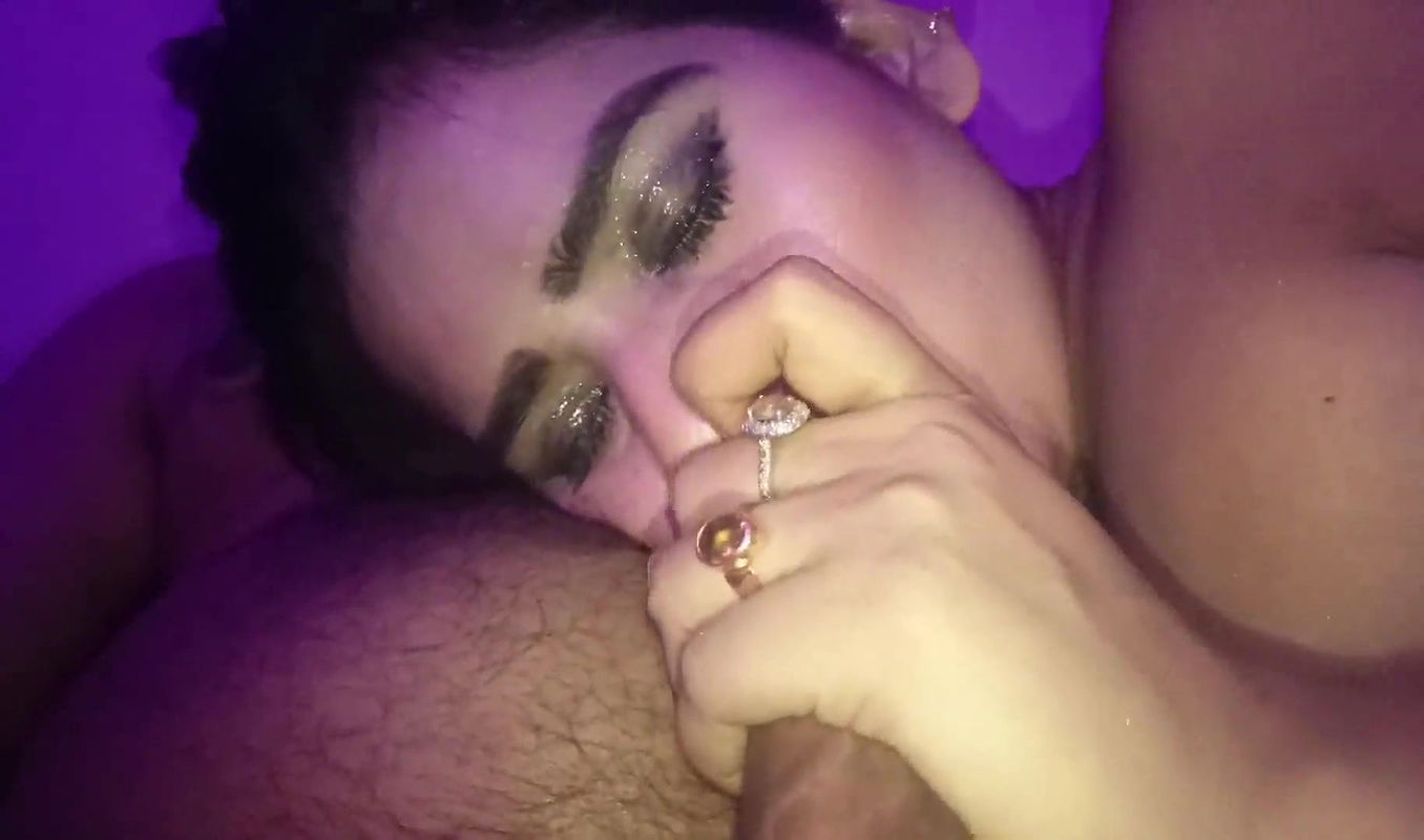 Desi Cute Bhabhi Sucking Cock 1