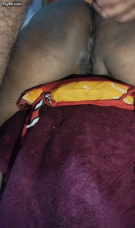 Desi nokrani ko jabardasti choda our cheekh Nikal di Hindi