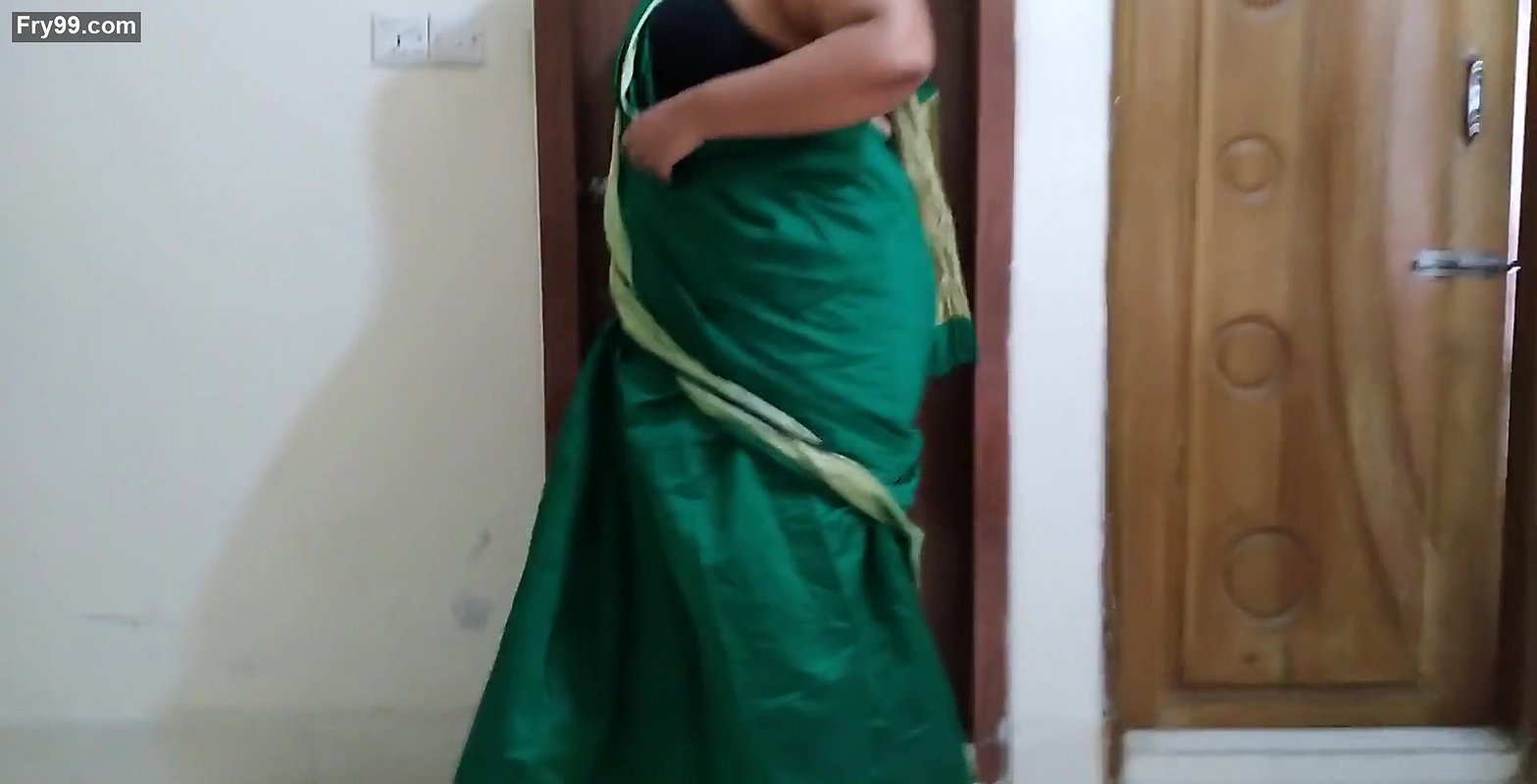 a Desi Sasu ma ki moti Gand Jabardasti Chudai apni Damad – Indian Sexy Big Boobs & Big Ass 55y old Priya anal fucked & cum