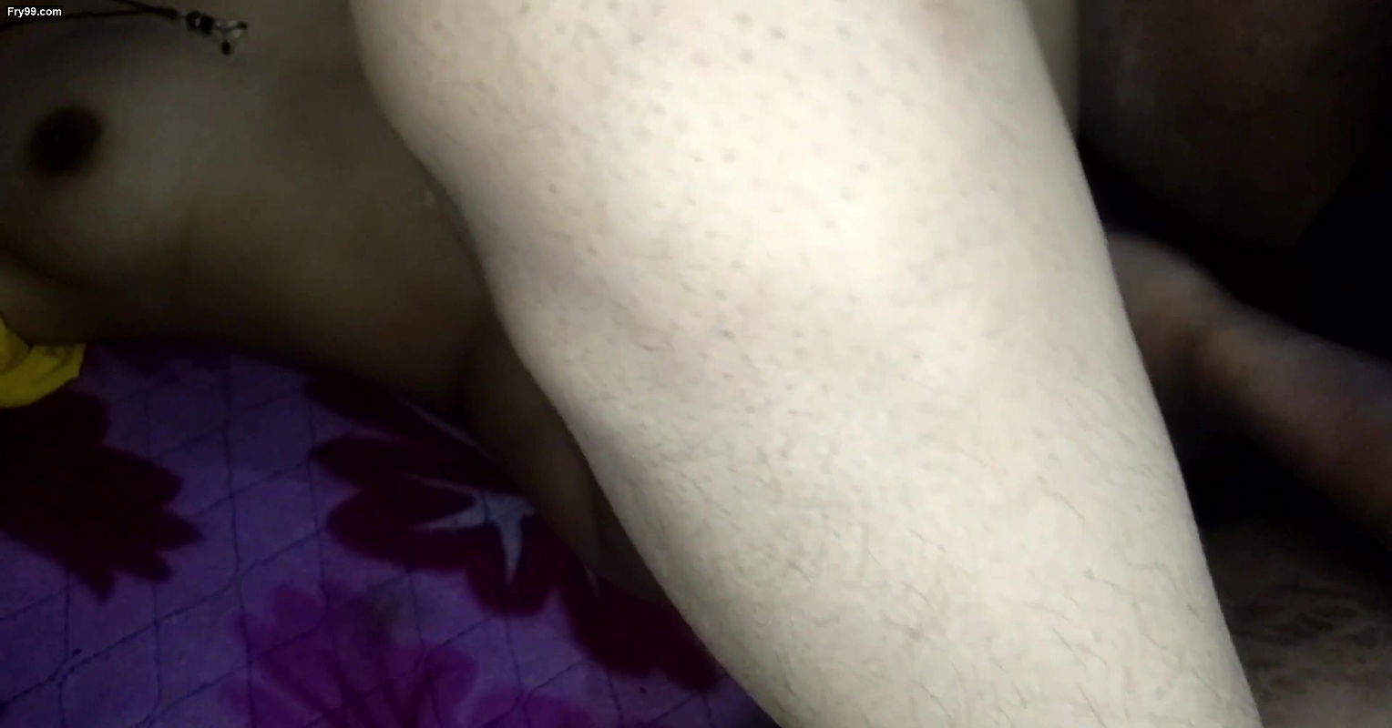 Dost ki wife ko Choda kyuki uska LUND khada nhi hota, Indian Hindi sex Video