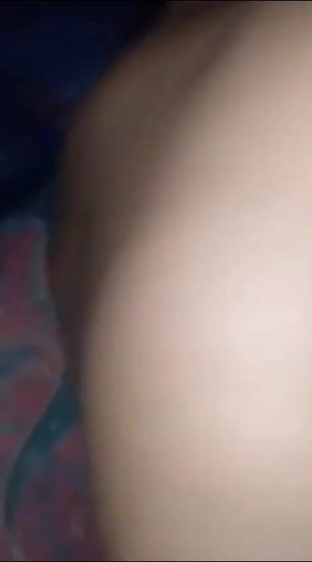 Barey Mummay Wali Desi Horny Aunty P2