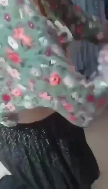 Paki Aunty K Gorey Mummay