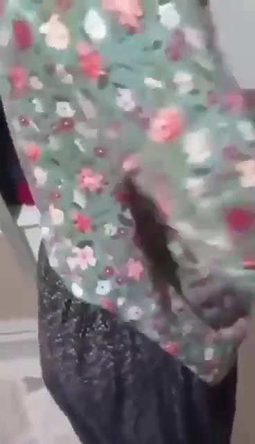 Paki Aunty K Gorey Mummay