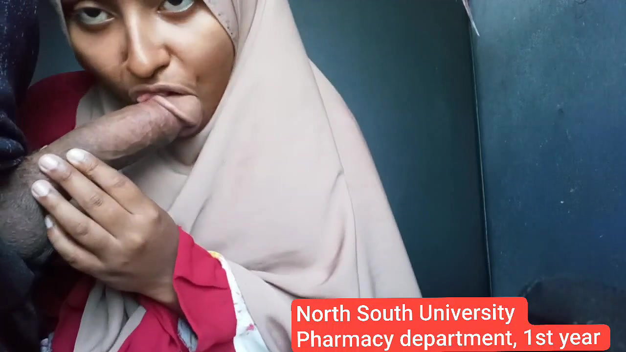 Young Student Giving BJ and Fucking