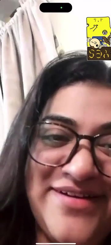 Pakistani Babe Boobs Showing in VC Wid BF 2