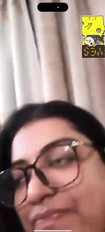 Pakistani Babe Boobs Showing in VC Wid BF 3