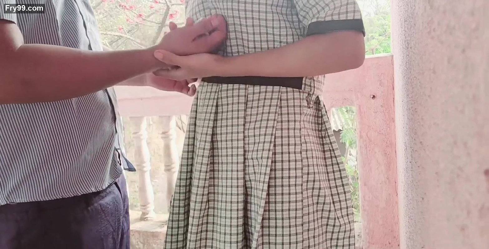 Indian college girl hard fucking in outdoor