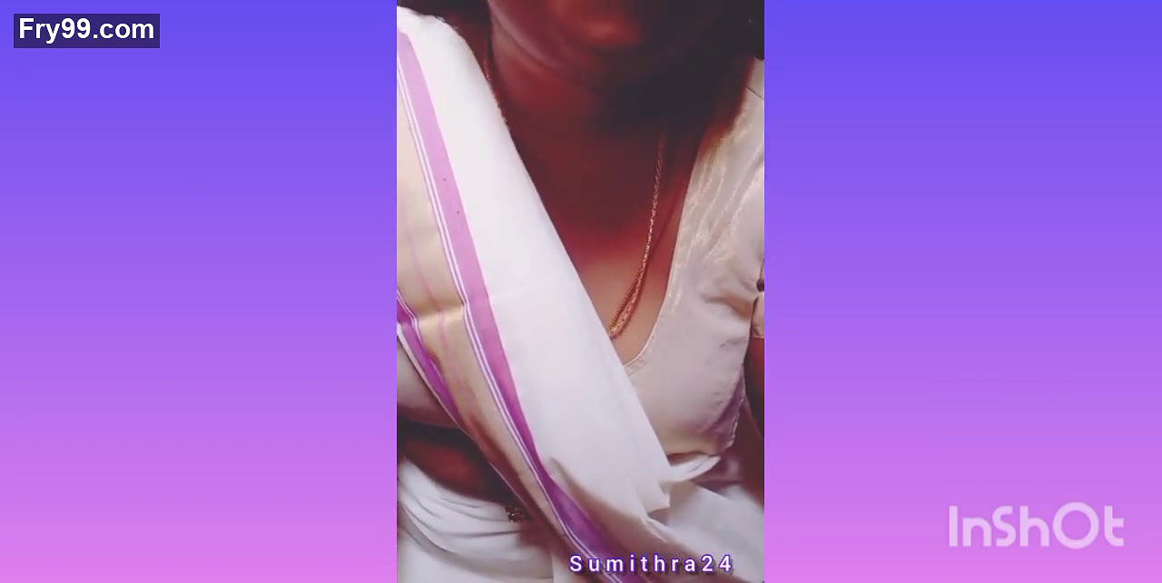 Kerala aunty boobs hot show