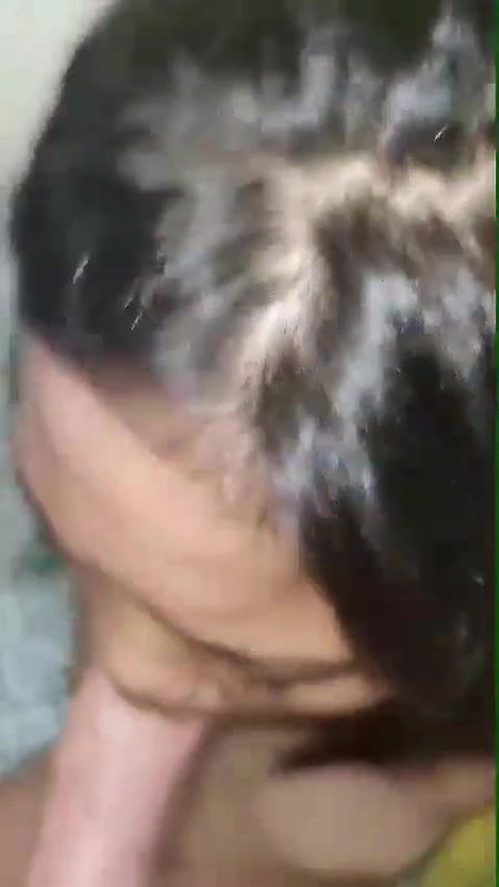 nepali ladki ko chusaya muh me hi gira t