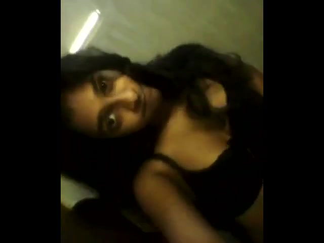 desi hot girl making nude video for bf