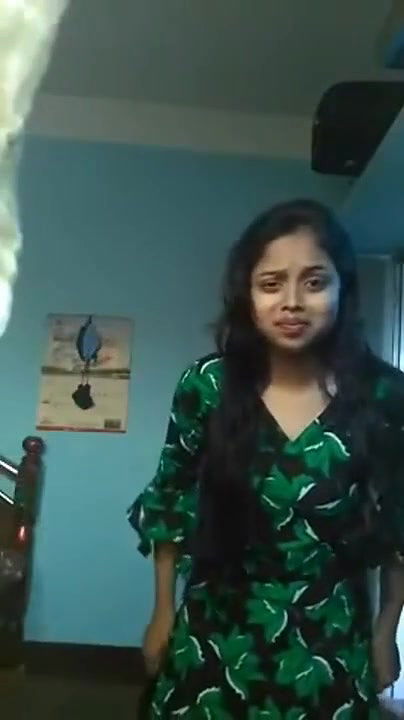 Bangla LiveGirls Cute Gf Show Her Body