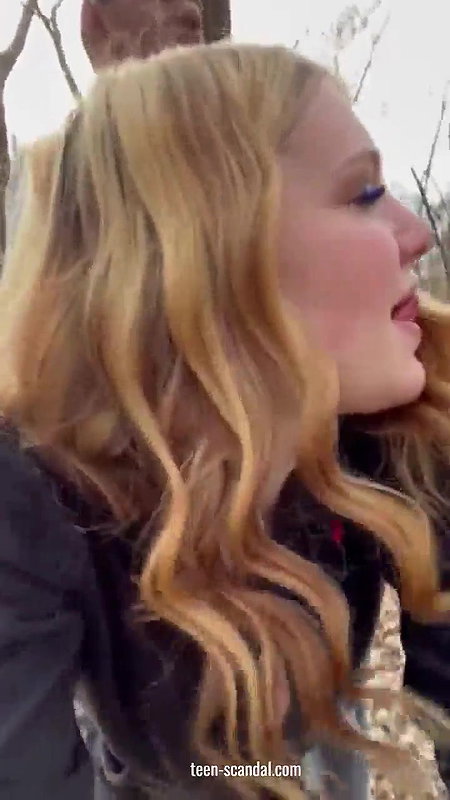 Sexy girl getting fucked in forest