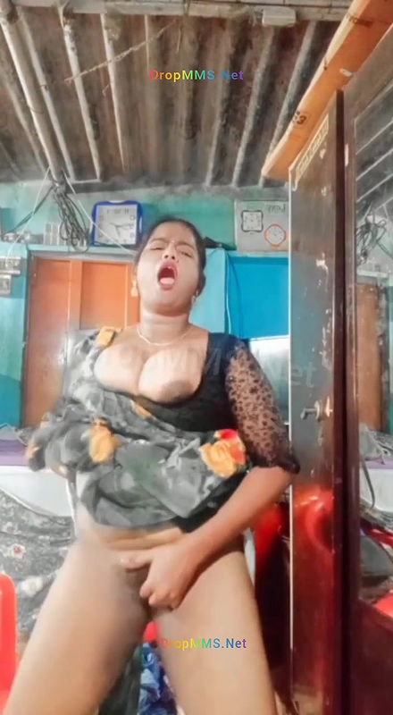 0 tamil horny aunty nude dance 2