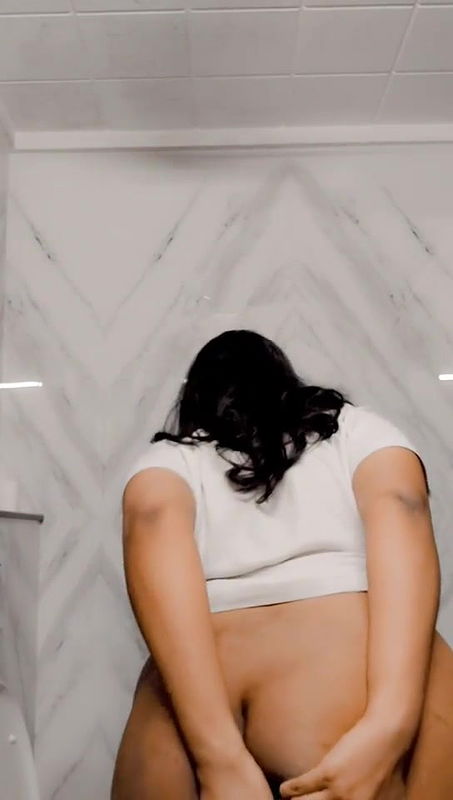 10 tamil busty slut girlfriend leaked nudes03