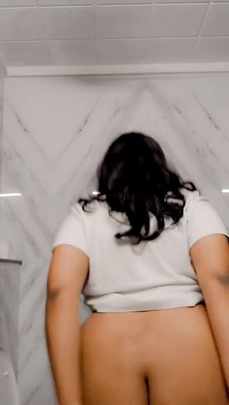 11 tamil busty slut girlfriend leaked nudes04