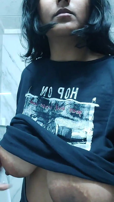 20 tamil busty slut girlfriend leaked nudes13