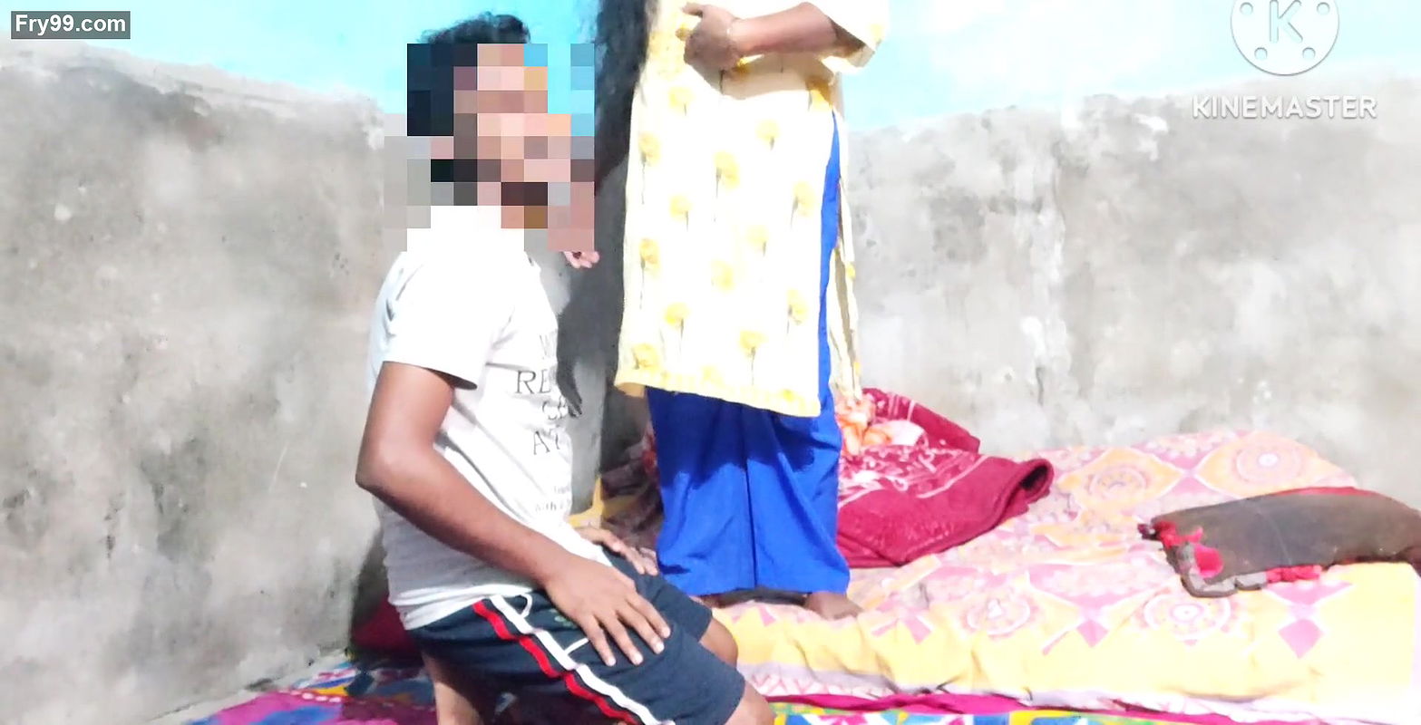 Step brother ne stepsister ke sath khela ek new khel with Hindi audio