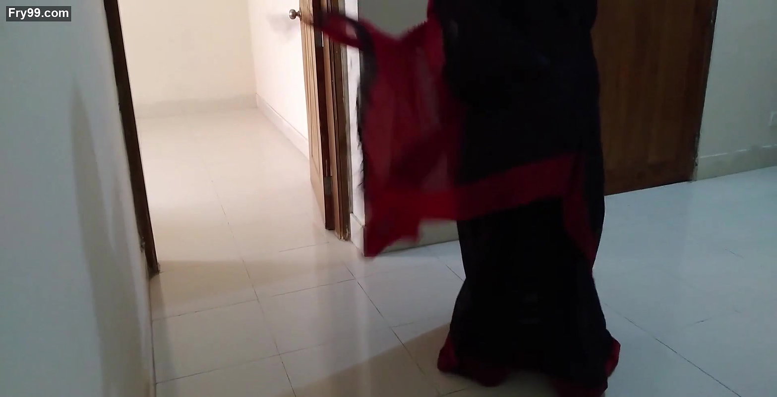 StepSon Fucking While Wearing Saree Tamil Hot Aunty For Valentine 2023 – Big Ass Destroy And Valentine Day Celebration