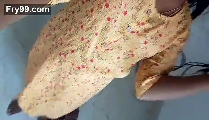 Swetha tamil wife dress change