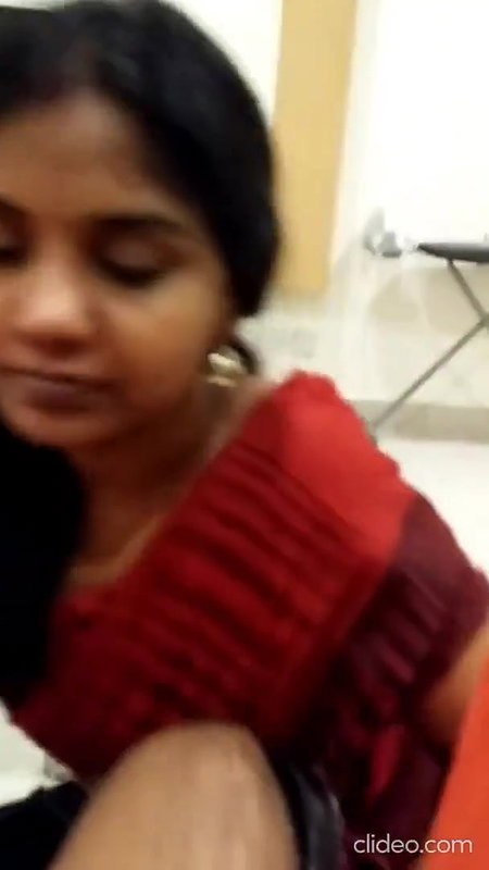 2 chennai beautiful housewife sucking hubbys friend dick