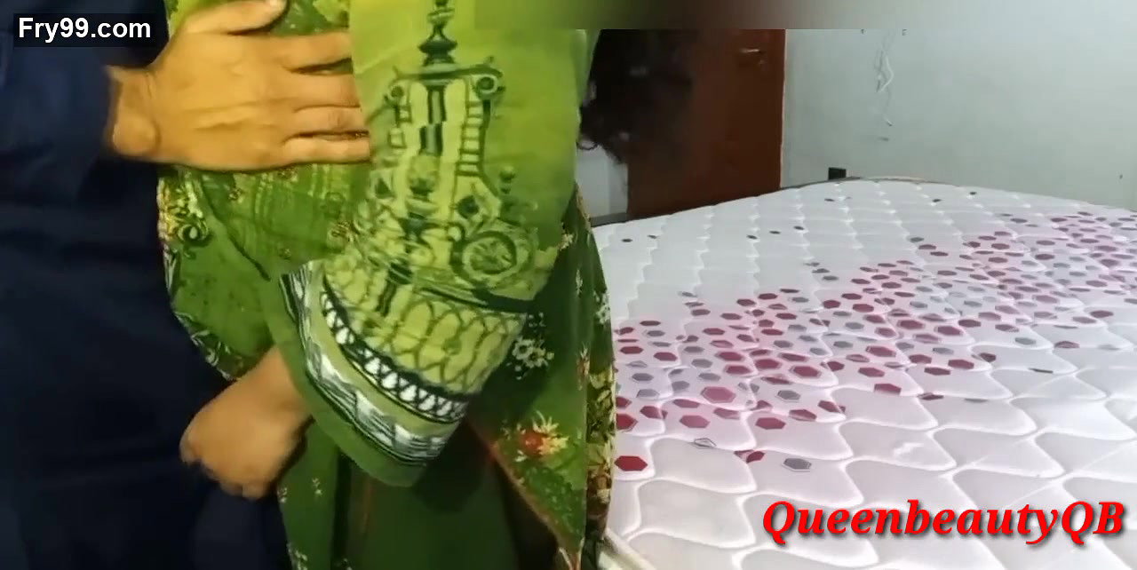 Telugu Desi QueenbeautyQB lovers fucking very Hard in Home suddenly come some one