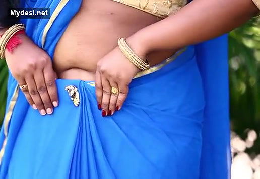 Bhabhiji Horny looks