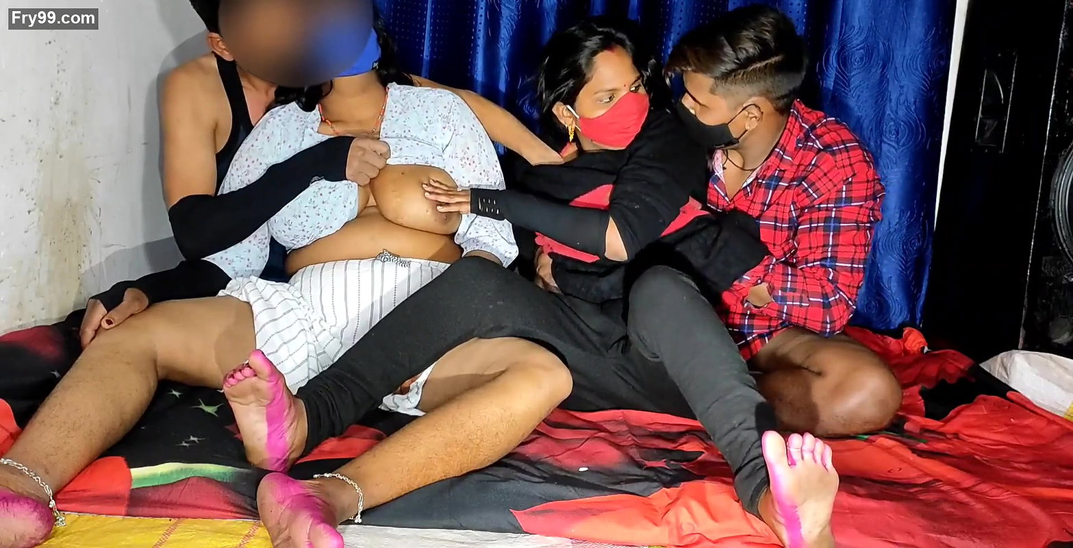 Indian desi womens and 2boyfrinds full hard chudai