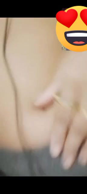 Young Boudi Showing Boobs