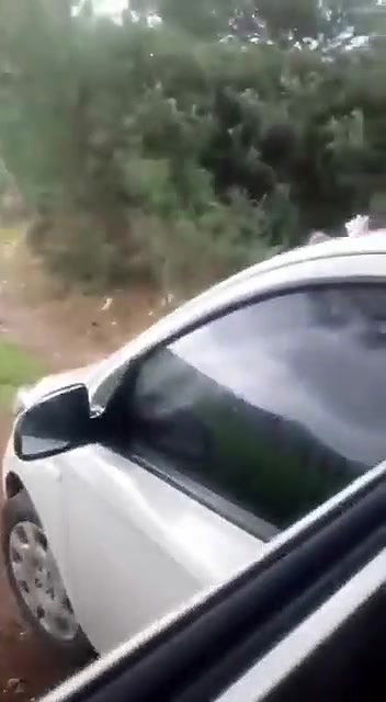 hot chubby girl ko jungle me car ke andar choda