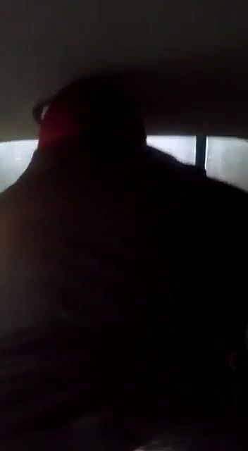 hot chubby girl ko jungle me car ke andar choda