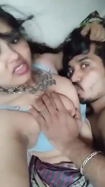 devar suck boob of beautiful bhabhi