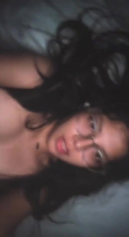 Hot desi girlfriend nude selfie for her boyfriend