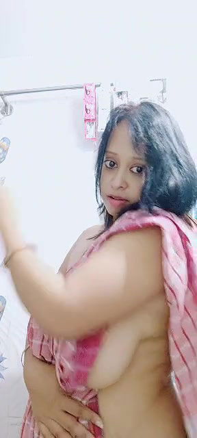 Desi Boudi K Barey Barey Mummay 1